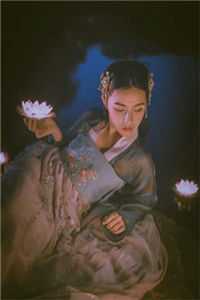 结婚当天，未婚夫送表妹了一个孩子列表