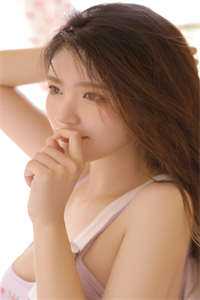 女儿为追星，将我推下天台