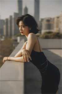 他抛弃的村妇是京城神医