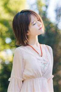 村霸挖我祖坟后，我带着爷爷军功章跪军区