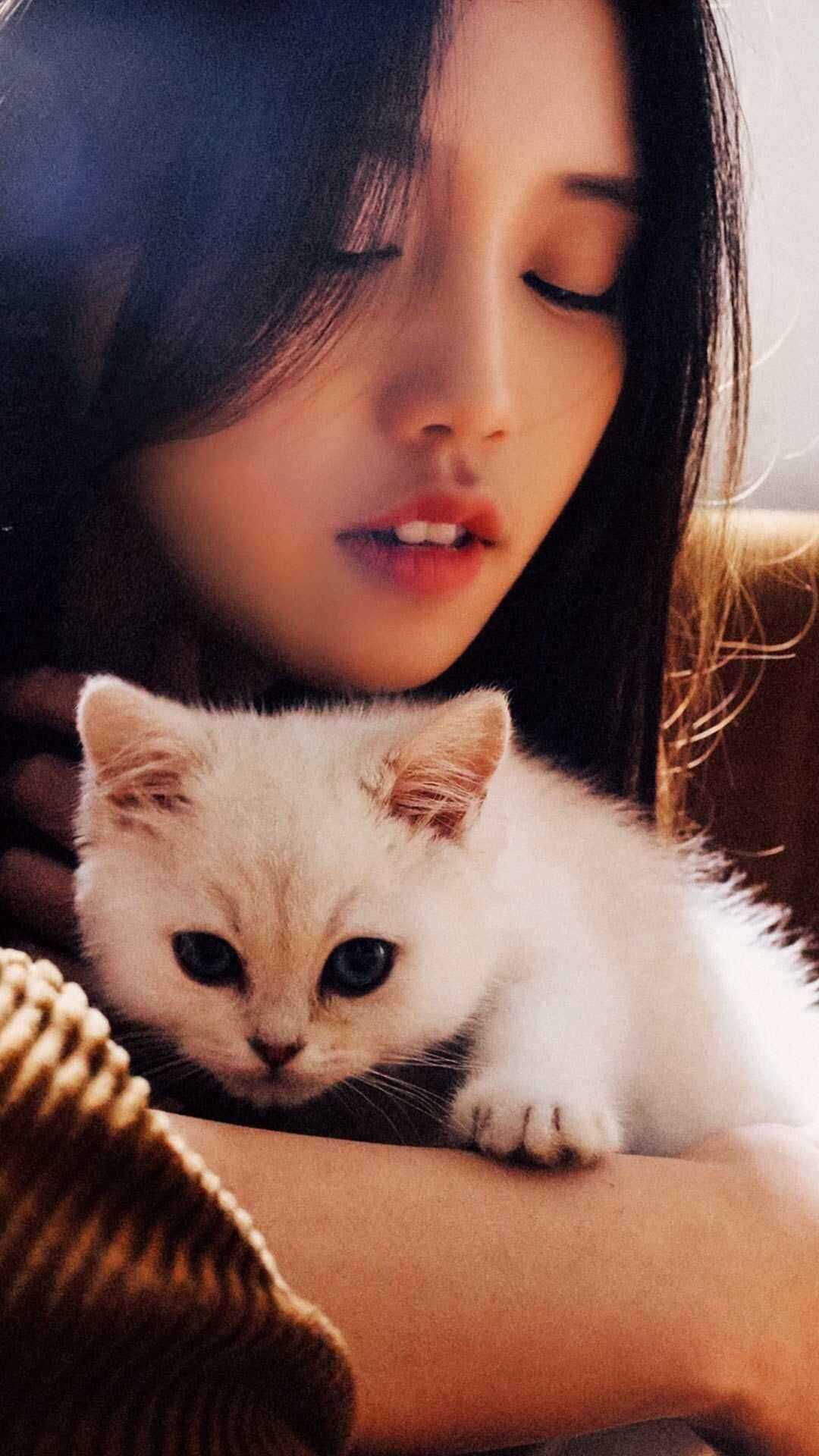 夫君要我替真千金当军妓，我改嫁后他悔疯了