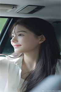 被奶妈女儿污蔑成白眼狼后，首富爸爸怒了