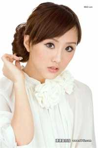 闺蜜挺着孕肚来当我嫂子，却不知我哥已死八年