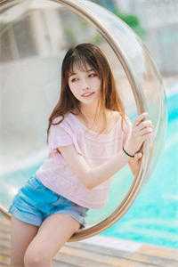 爱意殆尽，月色如烟