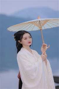 刚拜师仙门你说我修了千年筑基？