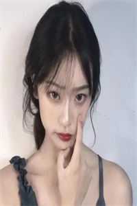 愚人节，女友和白月光玩结婚游戏