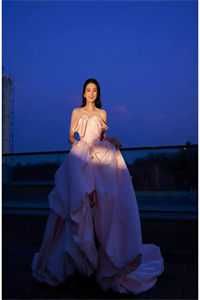 千金大小姐以身相许，未婚妻退婚后悔疯了！