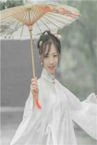 假千金出狱后，太子爷疯狂诱她
