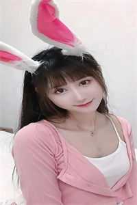 披甲上阵后，娘娘她成了江山绝色