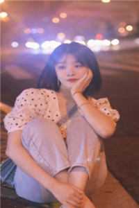 清明妻子带女儿祭祖，把她扔在坟地上