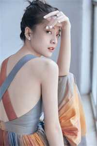爱如烟火，散尽余温