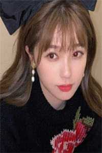 被未婚夫送给死对头后，他后悔了