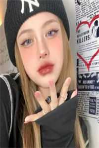 老婆被认回豪门纳了三任丈夫后，逼我睡地下室