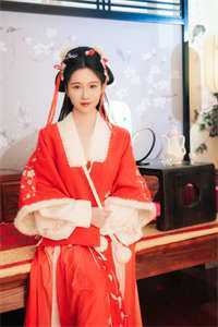 直播吃软饭，轰动全球富婆
