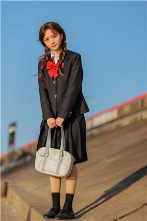 被凌迟后，我回到女儿重伤这天