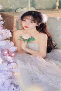 婚礼前一天，我发现未婚妻和小助理的结婚证