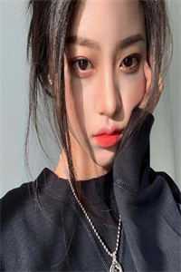 靠直播成为万人迷怎么破