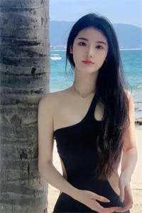 看见弹幕后，侯门主母乱杀不内耗