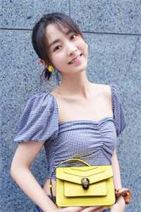 全校第一的女儿自杀后，老公悔疯了