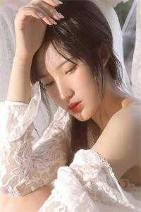 和狼人老婆离婚后，我走上神生巅峰