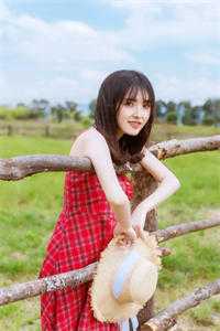 侯府嫡女回归后，冷戾权臣跪求入赘