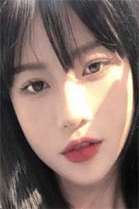 我变成人人喊打的丧家犬后，碰见总裁前女友