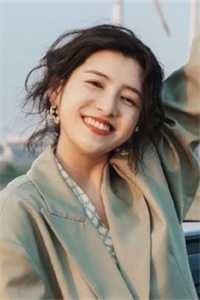 孤女斩江湖，冷面师兄莫痴缠