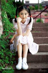 恶毒女配看见弹幕后，手撕兼祧两房的老公