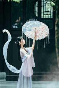 老公在公海拍卖我和女儿，却不知我是地下领主
