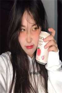 宫斗半辈子的我生了个人淡如菊的女儿