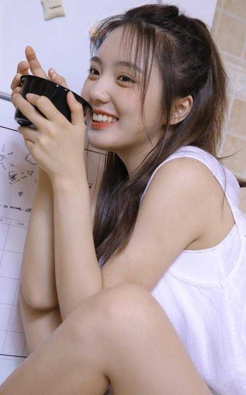 同意捐肾老公后，他以一元价格拍卖给养妹