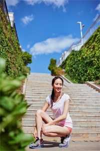 离婚后，白眼狼父子跪求我原谅
