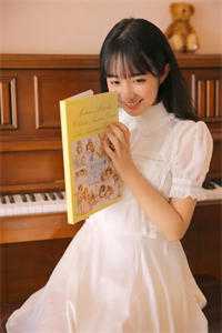 全族被杀时，未婚夫在陪女神出游