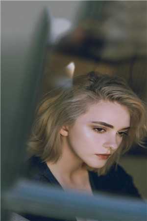 我的妻子是病态梦女