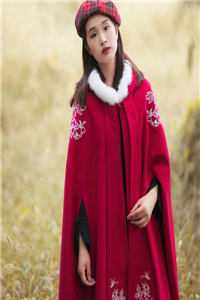 被绿茶女诬陷入狱后，未婚夫和竹马火葬场了