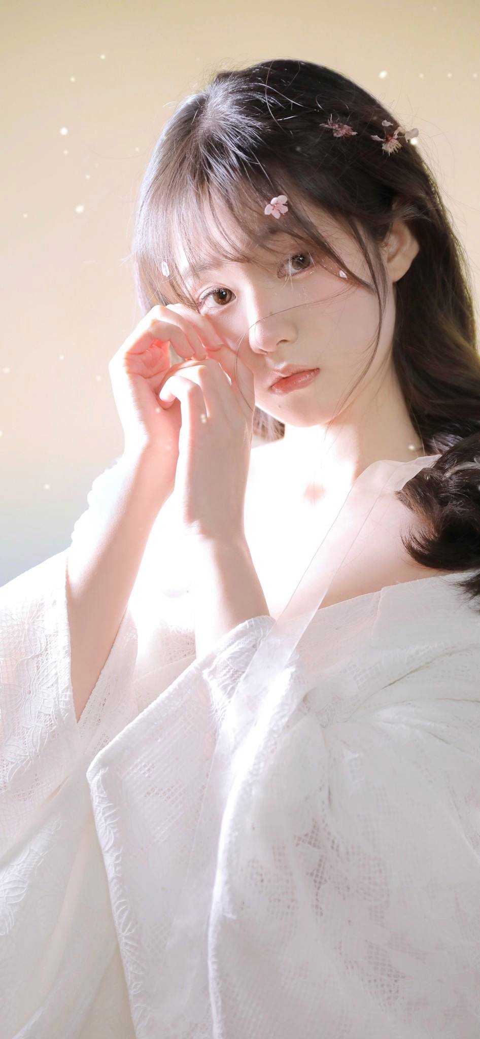 太阳神体：从为仙女解毒开始无敌！