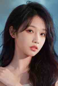 双竹马选择保姆女儿后，哭着求我原谅