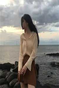 回到顶流年少时，原来白月光是我