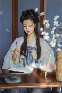 新婚夜，妻子要男闺蜜代替我圆房