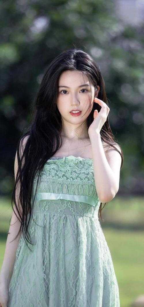 妻子拍卖女儿子宫，我拿军功章杀疯了