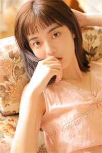 高武：闪婚校花，躺平就变强