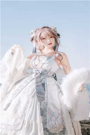 老公为了石女养妹推迟婚礼后，我闪婚资助的男大