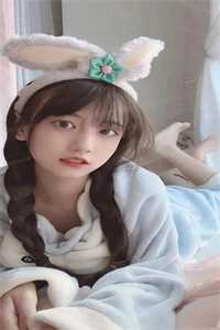 老婆女儿痴迷富豪后，我选择离婚
