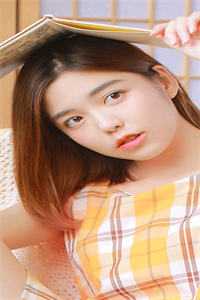 跟冲喜女离婚后，总裁悔疯了
