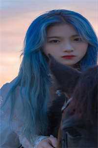 攻略校花失败后，她又求我回头