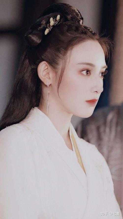 妻子和竹马砸毁我的大众车后，他们后悔了