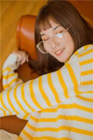 省状元女儿自杀后，精神病妈妈成为了她
