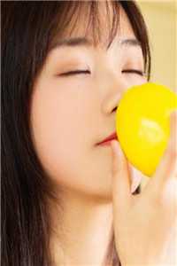 发现老婆装穷之后，她要和我贴贴
