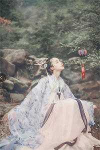 药王谷首座夫君把女儿给师妹练手后，悔疯了