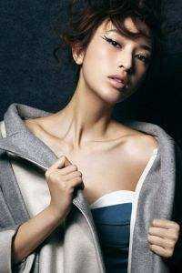 新婚夜突然交换的新郎